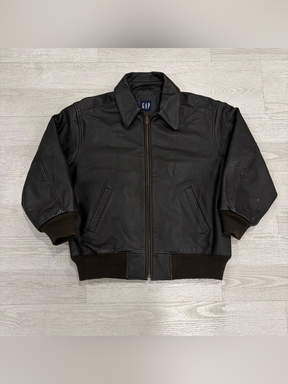 Vintage Women’s GAP Brown Leather Bomber Flight Jacket Size M